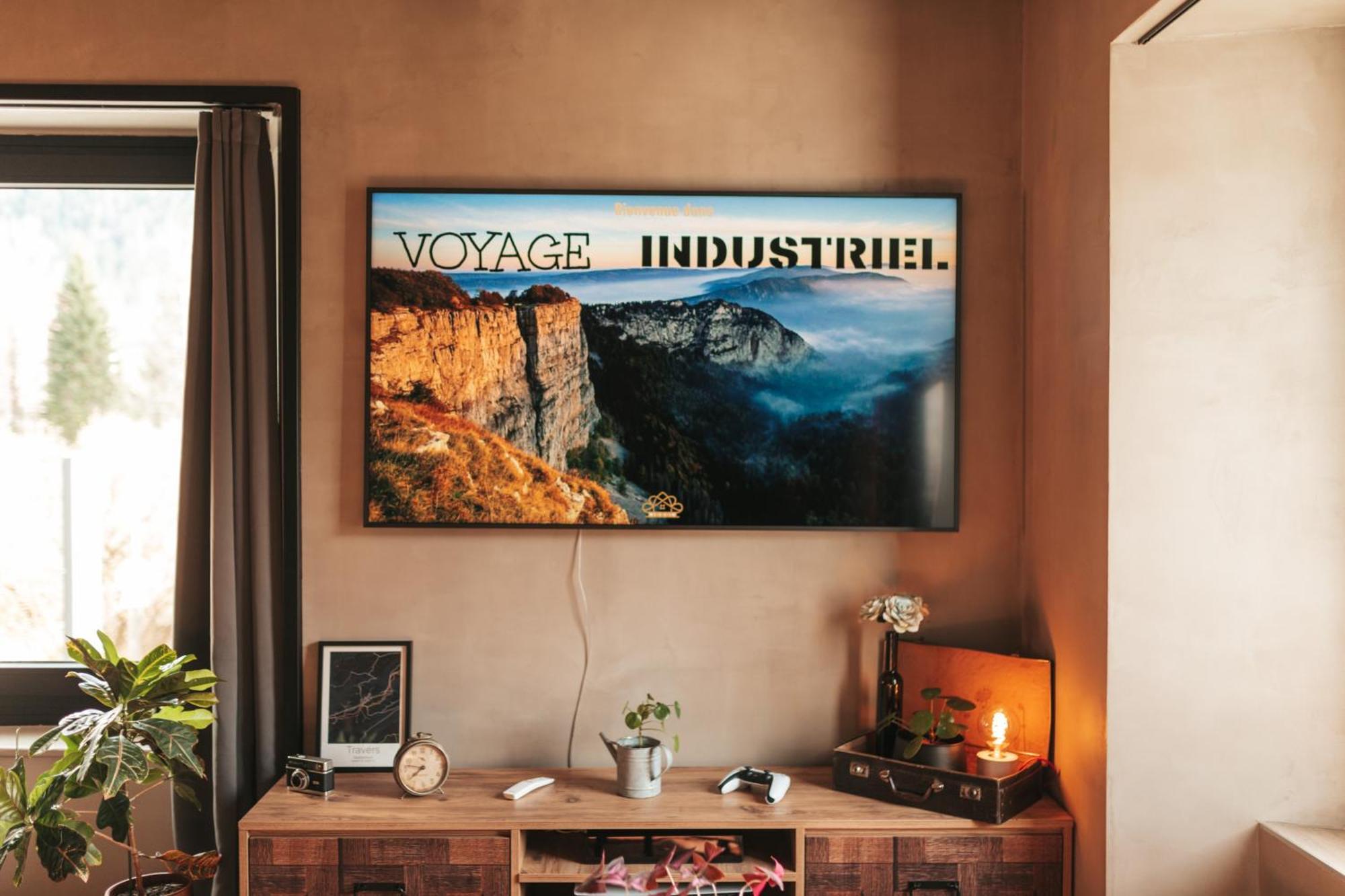 Travers Appartement Thematique: Voyage Industriel מראה חיצוני תמונה